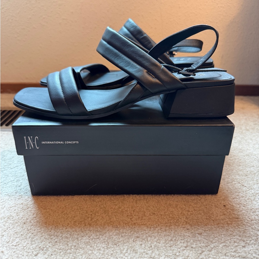 NEW no box- Ecco Black Strappy Sandals